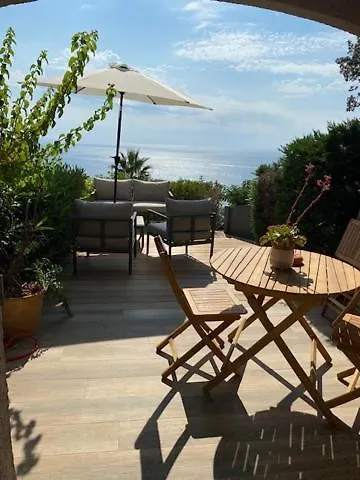 Splendide Vue Mer Rayol-Canadel-sur-Mer 0*,  France